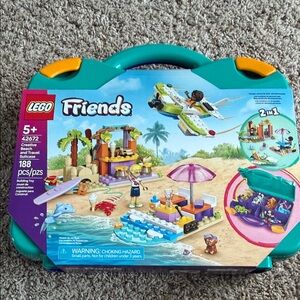LEGO Friends Beach Adventure Set - Green, Blue, Yellow